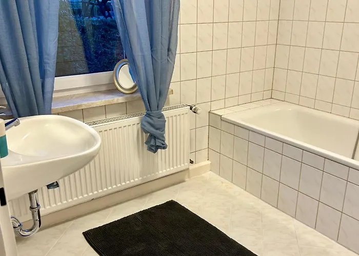 Gemuetlich Wohnen In Blankenstein Am Rennsteig *